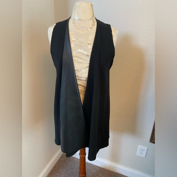 Lafayette 148 Black Open Face Vest Jacket knit Vegan Leather Lapel